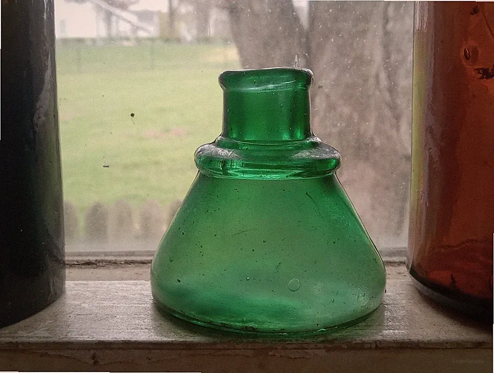 1880s UNUSUAL SHADE OF GREEN CONE INK BOTTLE UNEMBOSSED GREAT COLOR!