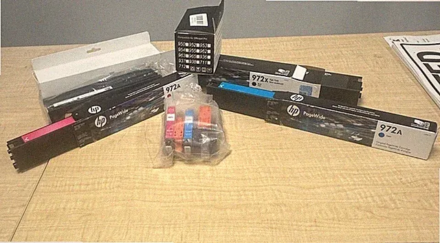 HP Printer Ink, Cyan, magenta, Yellow READ DESCRIPTION | Open Box